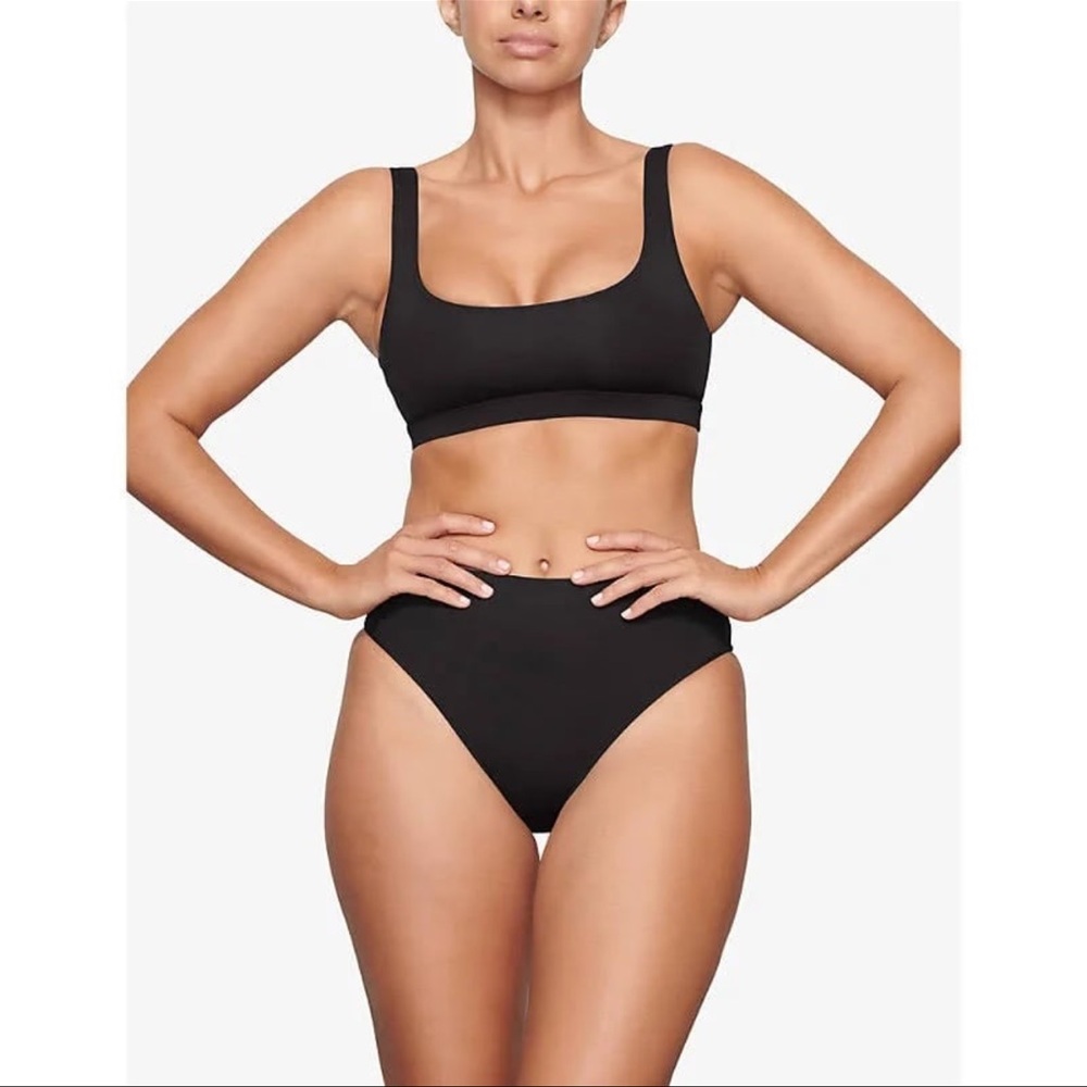 Skims recycled swim top square neck, black XL